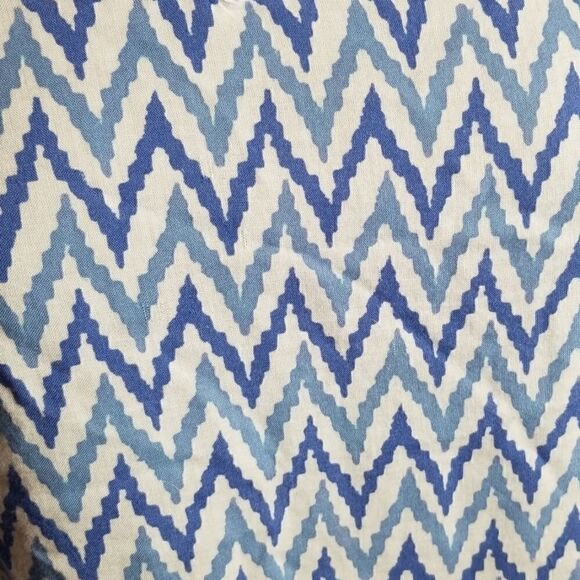 Nomadic Traders Long Sleeve Chevron Top - Picture 3 of 6